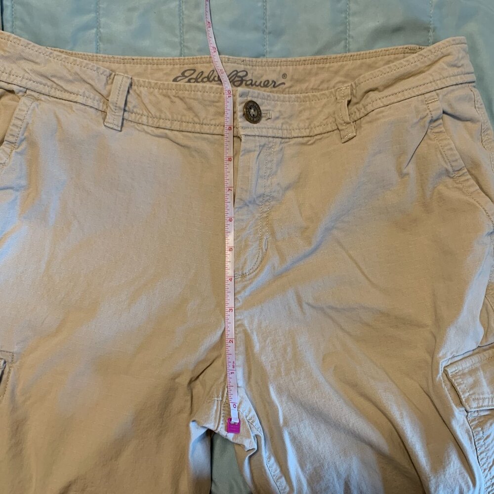 Two Pair Eddie Bauer Cropped Cargo Pants Size 12 - Picture 6 of 7